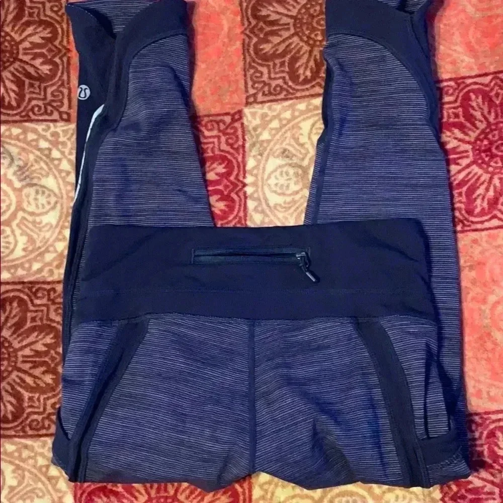 Lululemon run reflector crops